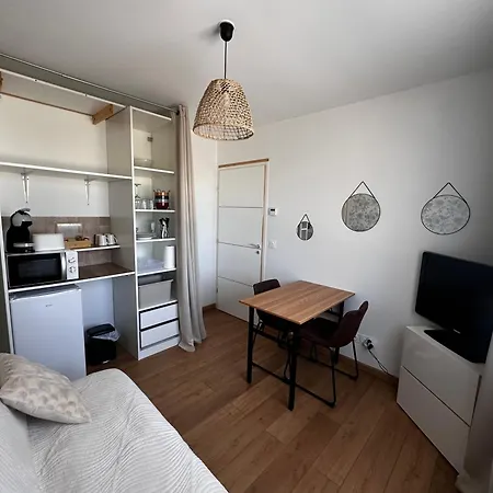 Modernes Avec Salle De Bain Privative Saint-Pierre-du-Mont (Landes)