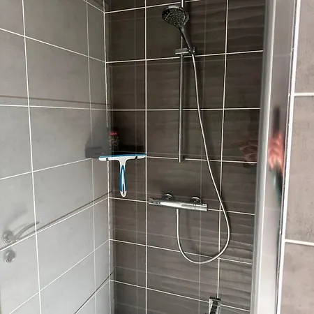 Modernes Avec Salle De Bain Privative 게스트하우스 Saint-Pierre-du-Mont (Landes)