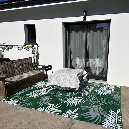 Modernes Avec Salle De Bain Privative